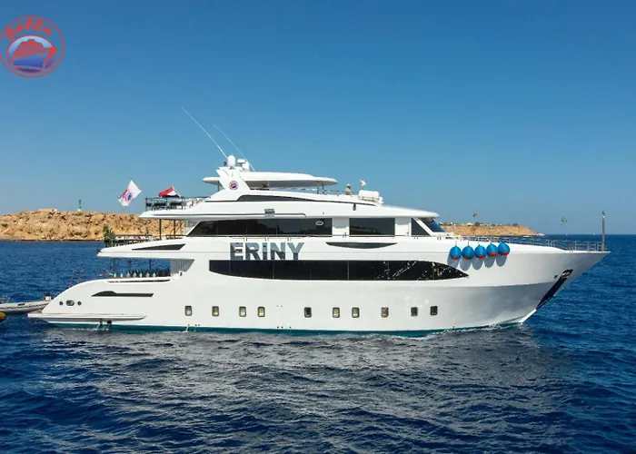 Bella Liveaboard Botel