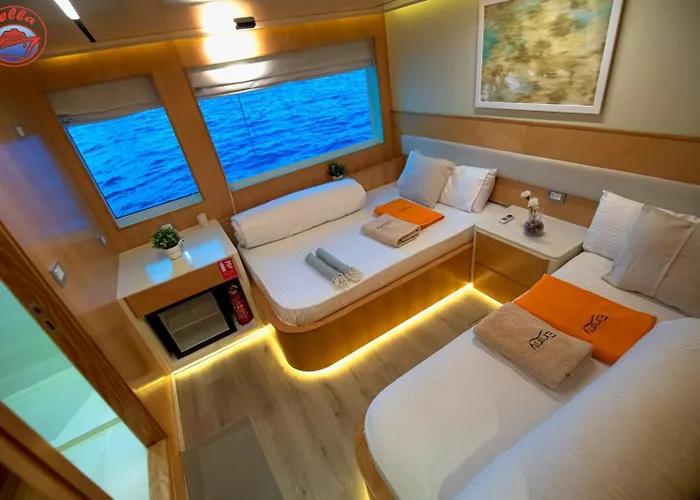 Botel Bella Liveaboard *
