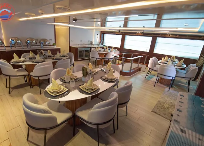 Botel Bella Liveaboard Sharm-el-Sheikh